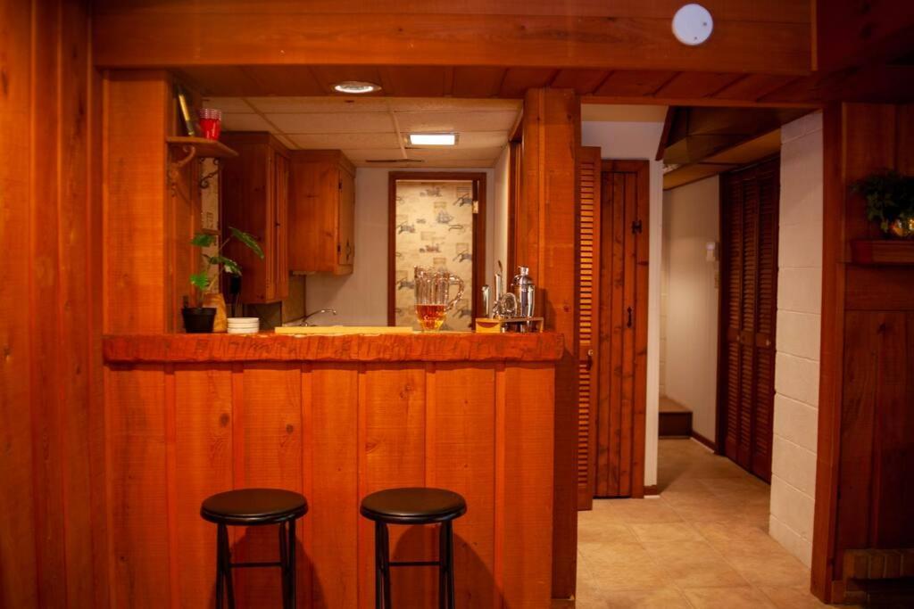 Modern Cabin With Hot Tub Grill Lake Beach Wineries Hiking Fishing And Hershey Park Family And Pet Friendly Superhosts On Ab&B Mount Gretna Exteriör bild