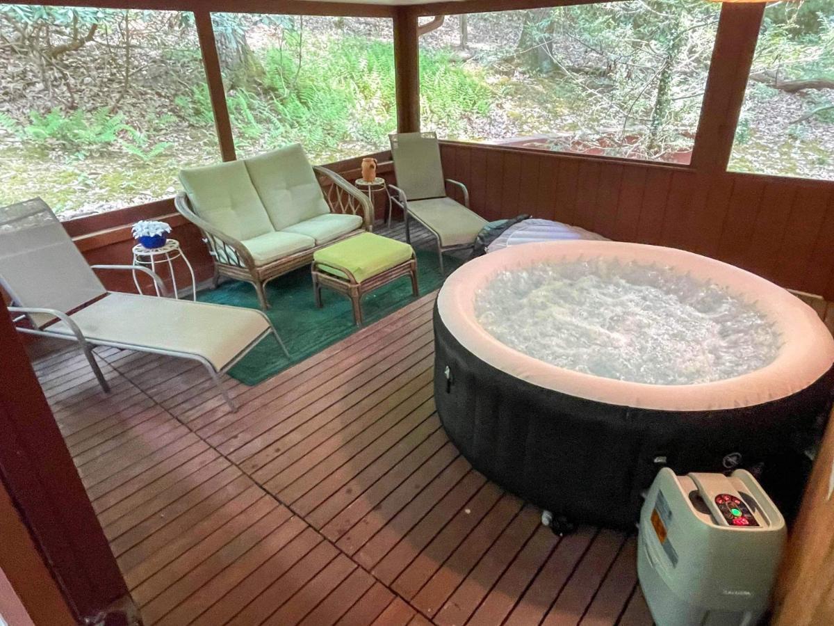 Modern Cabin With Hot Tub Grill Lake Beach Wineries Hiking Fishing And Hershey Park Family And Pet Friendly Superhosts On Ab&B Mount Gretna Exteriör bild